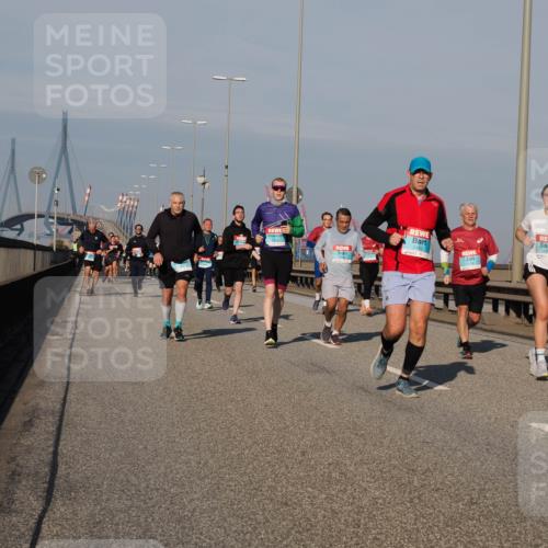 03.10.2025 - Köhlbrandbrückenlauf Fabian Wolf http://msf.ph/oto/9040045 03.10.2025 09:54:09 Position 3 2450, 1401 meine-sportfotos.de