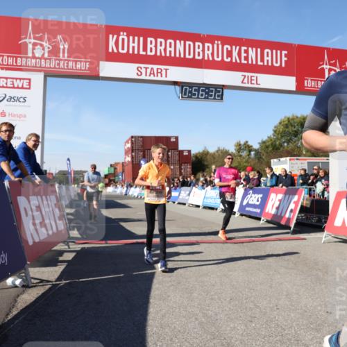 03.10.2025 - Köhlbrandbrückenlauf Lena Gebhardt http://msf.ph/oto/9040048 03.10.2025 12:56:33 Ziel 4054, 4096, 4166, 4170, 4231, 4478, 6266, 6408, 6769 meine-sportfotos.de