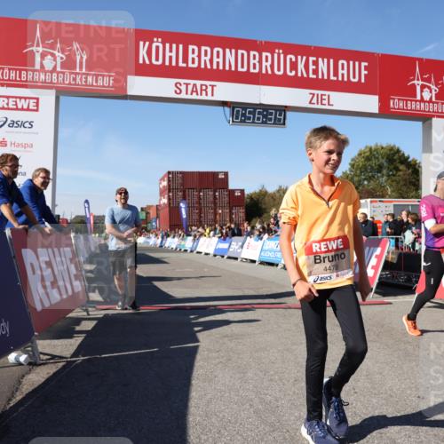 03.10.2025 - Köhlbrandbrückenlauf Lena Gebhardt http://msf.ph/oto/9040065 03.10.2025 12:56:34 Ziel 4054, 4096, 4166, 4170, 4231, 4478, 6266, 6408, 6769 meine-sportfotos.de