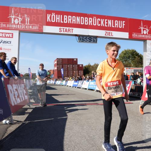 03.10.2025 - Köhlbrandbrückenlauf Lena Gebhardt http://msf.ph/oto/9040072 03.10.2025 12:56:34 Ziel 4054, 4096, 4166, 4170, 4231, 4478, 6266, 6408, 6769 meine-sportfotos.de