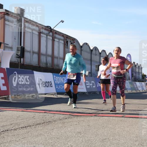 03.10.2025 - Köhlbrandbrückenlauf Luisa Fischer http://msf.ph/oto/9040099 03.10.2025 13:31:31 Ziel 5065, 5171, 5222, 5425, 5511, 5518, 5519, 5598, 6597 meine-sportfotos.de