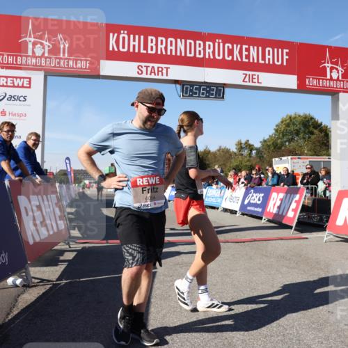 03.10.2025 - Köhlbrandbrückenlauf Lena Gebhardt http://msf.ph/oto/9040117 03.10.2025 12:56:38 Ziel 4054, 4096, 4170, 4478, 5091, 6408, 6769 meine-sportfotos.de