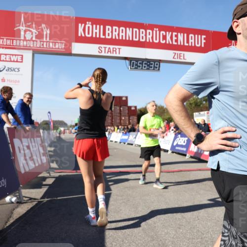 03.10.2025 - Köhlbrandbrückenlauf Lena Gebhardt http://msf.ph/oto/9040139 03.10.2025 12:56:39 Ziel 4054, 4096, 4170, 4478, 5091, 6408, 6769 meine-sportfotos.de