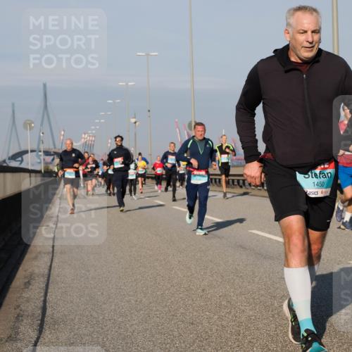03.10.2025 - Köhlbrandbrückenlauf Fabian Wolf http://msf.ph/oto/9040149 03.10.2025 09:54:14 Position 3 1450, 3672 meine-sportfotos.de