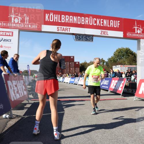 03.10.2025 - Köhlbrandbrückenlauf Lena Gebhardt http://msf.ph/oto/9040150 03.10.2025 12:56:40 Ziel 4054, 4096, 4170, 4478, 5091, 6408, 6769 meine-sportfotos.de