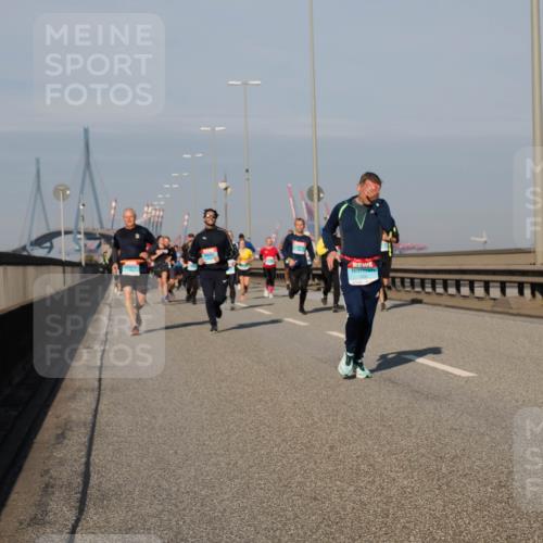 03.10.2025 - Köhlbrandbrückenlauf Fabian Wolf http://msf.ph/oto/9040165 03.10.2025 09:54:15 Position 3  meine-sportfotos.de