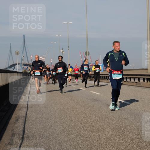 03.10.2025 - Köhlbrandbrückenlauf Fabian Wolf http://msf.ph/oto/9040168 03.10.2025 09:54:16 Position 3 1805 meine-sportfotos.de