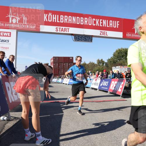 03.10.2025 - Köhlbrandbrückenlauf Lena Gebhardt http://msf.ph/oto/9040185 03.10.2025 12:56:42 Ziel 4054, 4096, 5091, 5962, 6408, 6769 meine-sportfotos.de
