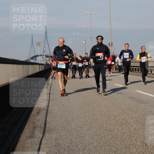 03.10.2025 - Köhlbrandbrückenlauf Fabian Wolf http://msf.ph/oto/9040198 03.10.2025 09:54:18 Position 3  meine-sportfotos.de