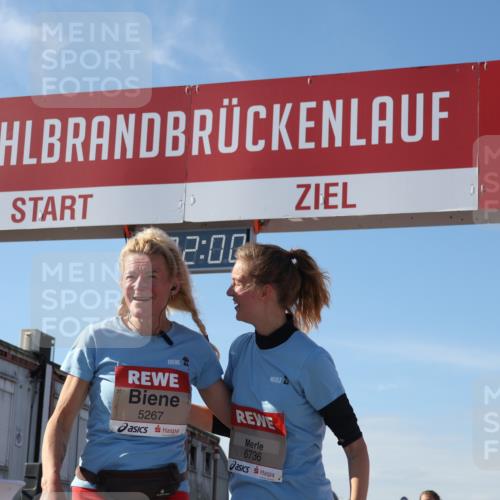03.10.2025 - Köhlbrandbrückenlauf Luisa Fischer http://msf.ph/oto/9040291 03.10.2025 13:31:59 Ziel 4842, 4902, 4935, 5246, 5247, 5248, 5267, 5463, 5817, 6076, 6126, 6452, 6736 meine-sportfotos.de