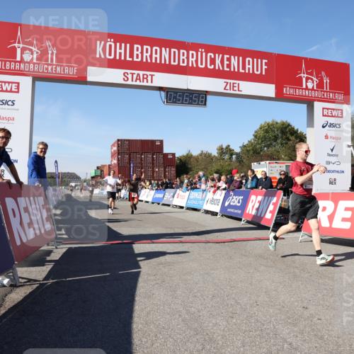 03.10.2025 - Köhlbrandbrückenlauf Lena Gebhardt http://msf.ph/oto/9040297 03.10.2025 12:56:58 Ziel 4042, 4068, 4086, 4115, 4491, 5846, 5962, 6016, 6417 meine-sportfotos.de