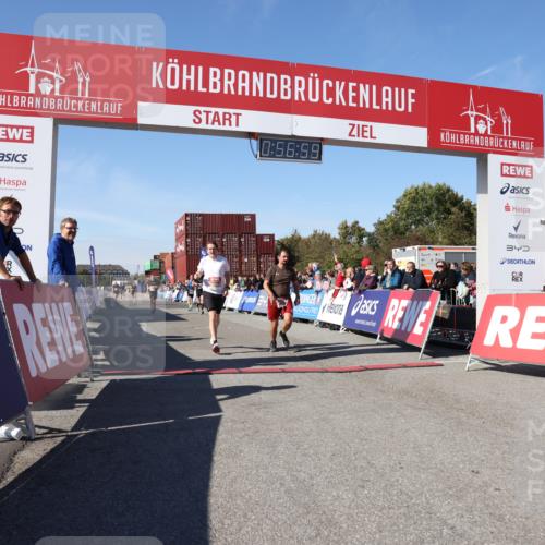 03.10.2025 - Köhlbrandbrückenlauf Lena Gebhardt http://msf.ph/oto/9040328 03.10.2025 12:57:00 Ziel 4042, 4068, 4086, 4115, 4491, 5846, 6016, 6417 meine-sportfotos.de