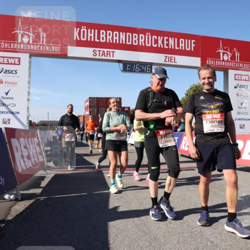 03.10.2025 - Köhlbrandbrückenlauf Lena Gebhardt http://msf.ph/oto/9040333 03.10.2025 13:16:46 Ziel 4036, 4235, 4330, 4356, 4431, 4551, 4813, 5028, 5053, 5099, 5166, 5385, 5386, 5630, 6286, 6299, 6340, 6343, 6620, 6697, 6746, 6785 meine-sportfotos.de