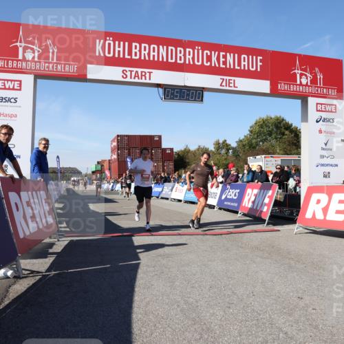 03.10.2025 - Köhlbrandbrückenlauf Lena Gebhardt http://msf.ph/oto/9040334 03.10.2025 12:57:00 Ziel 4042, 4068, 4086, 4115, 4491, 5846, 6016, 6417 meine-sportfotos.de