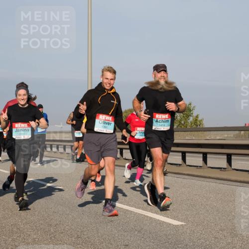 03.10.2025 - Köhlbrandbrückenlauf Fabian Wolf http://msf.ph/oto/9040344 03.10.2025 09:54:25 Position 3 3068, 1391, 1419 meine-sportfotos.de