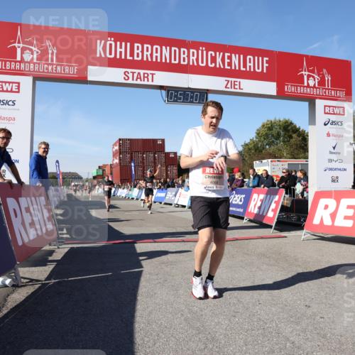 03.10.2025 - Köhlbrandbrückenlauf Lena Gebhardt http://msf.ph/oto/9040375 03.10.2025 12:57:02 Ziel 4042, 4068, 4086, 4115, 5846, 5898, 6016, 6417 meine-sportfotos.de