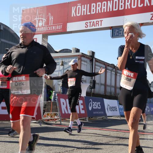 03.10.2025 - Köhlbrandbrückenlauf Luisa Fischer http://msf.ph/oto/9040423 03.10.2025 13:32:11 Ziel 4443, 4985, 5155, 5238, 5246, 5247, 5248, 5354, 5820, 5921, 5922, 5923, 6076, 6126, 6146, 6287, 6304, 6460 meine-sportfotos.de