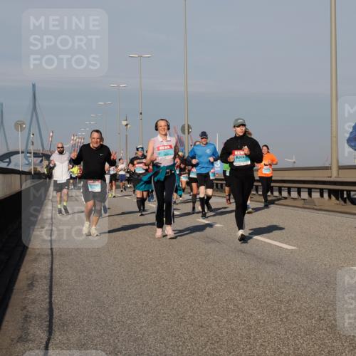 03.10.2025 - Köhlbrandbrückenlauf Fabian Wolf http://msf.ph/oto/9040425 03.10.2025 09:54:29 Position 3 1747 meine-sportfotos.de
