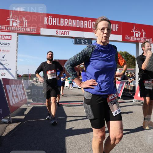 03.10.2025 - Köhlbrandbrückenlauf Lena Gebhardt http://msf.ph/oto/9040468 03.10.2025 13:16:52 Ziel 4168, 4330, 4356, 4359, 4431, 4551, 4605, 4813, 5028, 5053, 5099, 5166, 5302, 5385, 5386, 5453, 5467, 5840, 6286, 6299, 6340, 6343, 6474, 6620, 6658, 6697, 6746, 6785 meine-sportfotos.de
