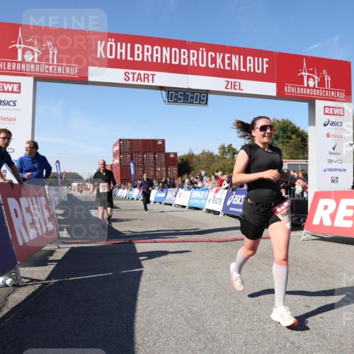 03.10.2025 - Köhlbrandbrückenlauf Lena Gebhardt http://msf.ph/oto/9040541 03.10.2025 12:57:10 Ziel 4042, 4080, 4251, 5699, 5846, 5898, 5926, 6417, 6629, 6819 meine-sportfotos.de