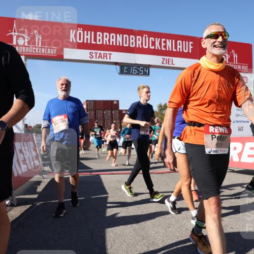 03.10.2025 - Köhlbrandbrückenlauf Lena Gebhardt http://msf.ph/oto/9040571 03.10.2025 13:16:54 Ziel 4168, 4356, 4359, 4551, 4605, 5028, 5053, 5099, 5100, 5166, 5302, 5385, 5386, 5453, 5467, 5840, 6286, 6299, 6340, 6343, 6474, 6620, 6623, 6658, 6697, 6746, 6785 meine-sportfotos.de