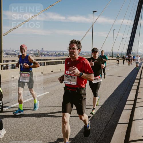 03.10.2025 - Köhlbrandbrückenlauf Michael Burmester http://msf.ph/oto/9040606 03.10.2025 12:21:42 Position 1 6715, 6484 meine-sportfotos.de