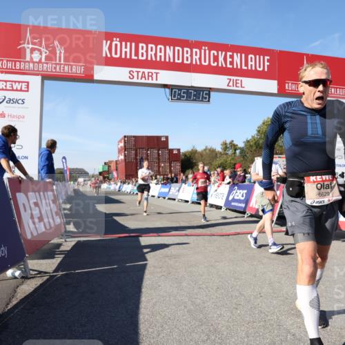 03.10.2025 - Köhlbrandbrückenlauf Lena Gebhardt http://msf.ph/oto/9040670 03.10.2025 12:57:15 Ziel 4080, 4150, 4186, 4251, 5699, 5898, 5926, 6015, 6629, 6819 meine-sportfotos.de