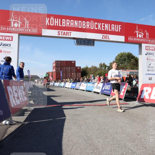 03.10.2025 - Köhlbrandbrückenlauf Lena Gebhardt http://msf.ph/oto/9040707 03.10.2025 12:57:17 Ziel 4080, 4150, 4186, 4251, 5699, 5898, 5926, 6015, 6629, 6819 meine-sportfotos.de