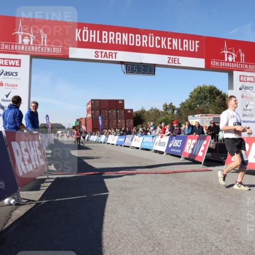 03.10.2025 - Köhlbrandbrückenlauf Lena Gebhardt http://msf.ph/oto/9040718 03.10.2025 12:57:17 Ziel 4080, 4150, 4186, 4251, 5699, 5898, 5926, 6015, 6629, 6819 meine-sportfotos.de