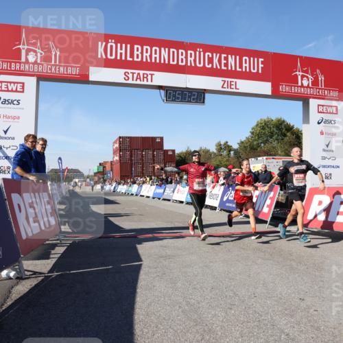 03.10.2025 - Köhlbrandbrückenlauf Lena Gebhardt http://msf.ph/oto/9040777 03.10.2025 12:57:22 Ziel 4150, 4186, 4251, 5699, 5926, 6015 meine-sportfotos.de