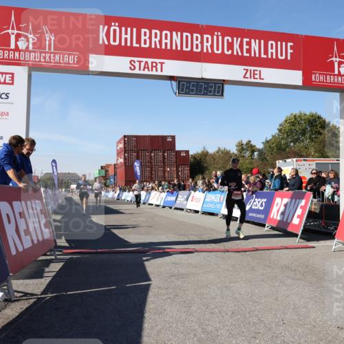 03.10.2025 - Köhlbrandbrückenlauf Lena Gebhardt http://msf.ph/oto/9040840 03.10.2025 12:57:30 Ziel 4105, 4150, 4186, 4518, 6015, 6020, 6122, 6767 meine-sportfotos.de