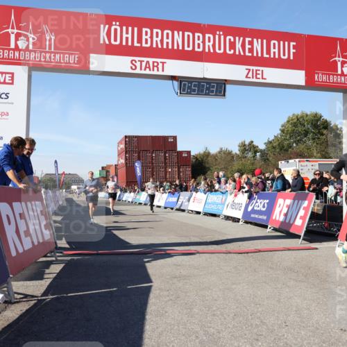 03.10.2025 - Köhlbrandbrückenlauf Lena Gebhardt http://msf.ph/oto/9040867 03.10.2025 12:57:32 Ziel 4076, 4105, 4518, 6020, 6122, 6767 meine-sportfotos.de