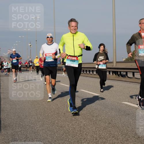 03.10.2025 - Köhlbrandbrückenlauf Fabian Wolf http://msf.ph/oto/9040931 03.10.2025 09:54:50 Position 3 3167, 1631, 1347 meine-sportfotos.de