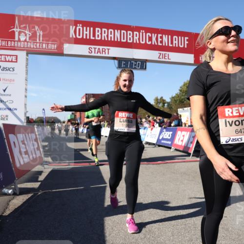 03.10.2025 - Köhlbrandbrückenlauf Lena Gebhardt http://msf.ph/oto/9040933 03.10.2025 13:17:01 Ziel 4168, 4242, 4331, 4359, 4361, 4605, 4861, 4978, 4982, 5033, 5053, 5073, 5087, 5090, 5100, 5166, 5302, 5385, 5386, 5453, 5467, 5479, 5840, 6286, 6474, 6623, 6626, 6658 meine-sportfotos.de