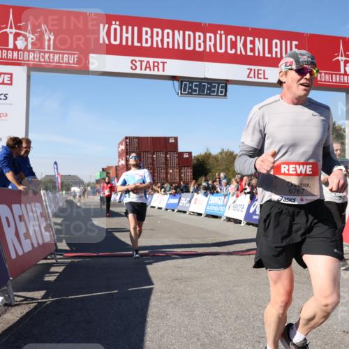 03.10.2025 - Köhlbrandbrückenlauf Lena Gebhardt http://msf.ph/oto/9040961 03.10.2025 12:57:36 Ziel 4032, 4076, 4105, 4518, 6020, 6122, 6767, 6809 meine-sportfotos.de