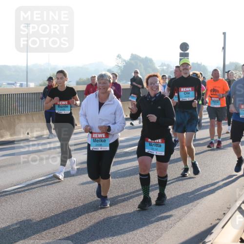 03.10.2025 - Köhlbrandbrückenlauf Lena Gebhardt http://msf.ph/oto/9040966 03.10.2025 09:25:21 Position 1 3125, 2436, 2116, 1539, 7011, 2451 meine-sportfotos.de