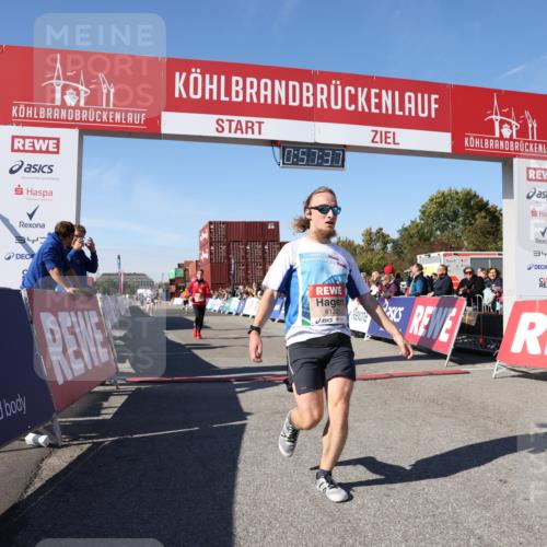03.10.2025 - Köhlbrandbrückenlauf Lena Gebhardt http://msf.ph/oto/9040986 03.10.2025 12:57:37 Ziel 4032, 4076, 4105, 4518, 6020, 6122, 6767, 6809 meine-sportfotos.de