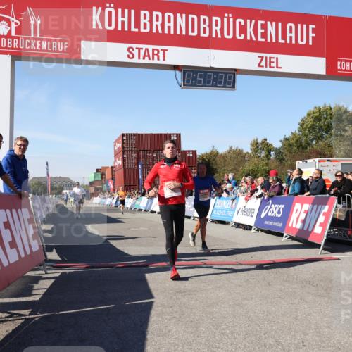 03.10.2025 - Köhlbrandbrückenlauf Lena Gebhardt http://msf.ph/oto/9041025 03.10.2025 12:57:40 Ziel 4032, 4037, 4076, 4105, 4518, 6020, 6122, 6371, 6767, 6809 meine-sportfotos.de
