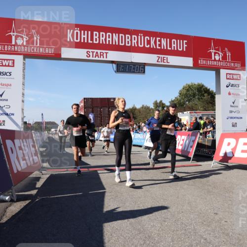 03.10.2025 - Köhlbrandbrückenlauf Lena Gebhardt http://msf.ph/oto/9041048 03.10.2025 13:17:07 Ziel 4242, 4331, 4361, 4861, 4978, 4982, 5033, 5073, 5087, 5090, 5100, 5479, 5667, 5840, 6431, 6474, 6623, 6626 meine-sportfotos.de