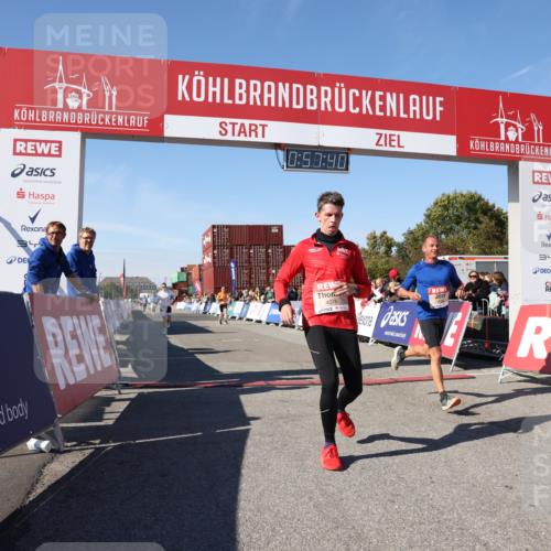 03.10.2025 - Köhlbrandbrückenlauf Lena Gebhardt http://msf.ph/oto/9041055 03.10.2025 12:57:40 Ziel 4032, 4037, 4076, 4105, 4518, 6020, 6122, 6371, 6767, 6809 meine-sportfotos.de