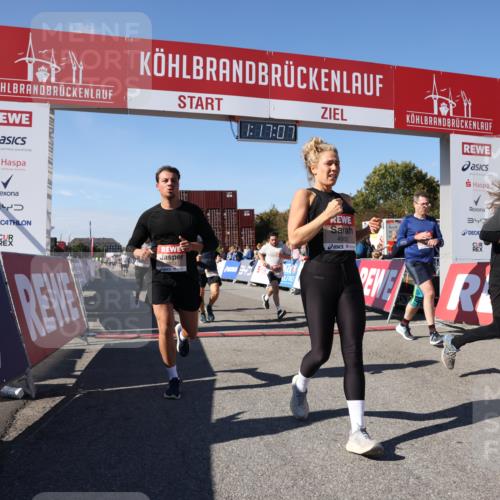 03.10.2025 - Köhlbrandbrückenlauf Lena Gebhardt http://msf.ph/oto/9041081 03.10.2025 13:17:07 Ziel 4242, 4331, 4361, 4861, 4978, 4982, 5033, 5073, 5087, 5090, 5100, 5479, 5667, 5840, 6431, 6474, 6623, 6626 meine-sportfotos.de