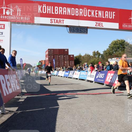 03.10.2025 - Köhlbrandbrückenlauf Lena Gebhardt http://msf.ph/oto/9041133 03.10.2025 12:57:46 Ziel 4032, 4037, 4076, 5669, 5960, 6371, 6809 meine-sportfotos.de