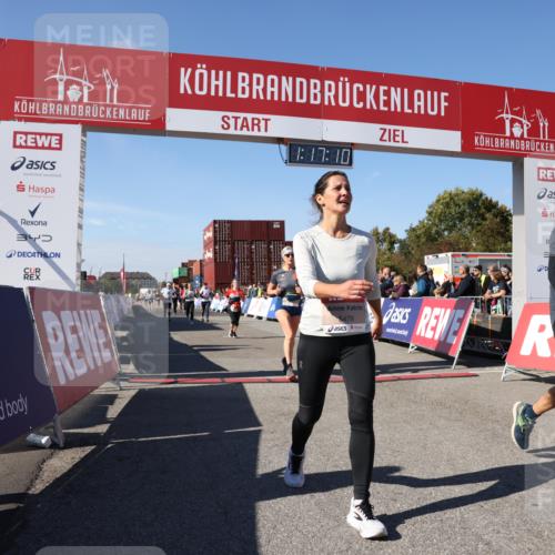 03.10.2025 - Köhlbrandbrückenlauf Lena Gebhardt http://msf.ph/oto/9041154 03.10.2025 13:17:11 Ziel 4242, 4331, 4361, 4404, 4861, 4978, 4982, 5033, 5073, 5087, 5090, 5429, 5479, 5544, 5667, 5943, 6431, 6626 meine-sportfotos.de