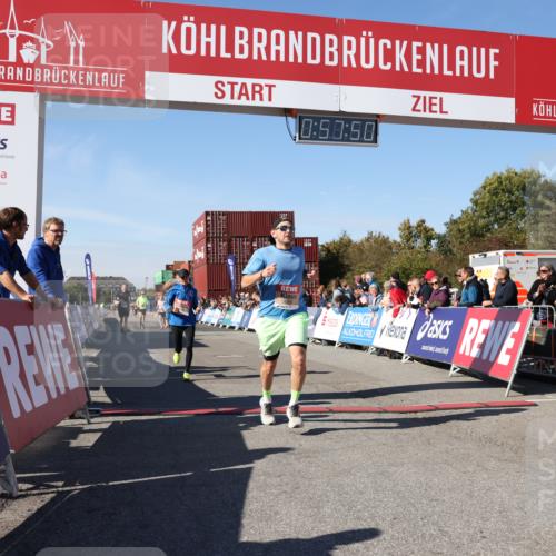 03.10.2025 - Köhlbrandbrückenlauf Lena Gebhardt http://msf.ph/oto/9041207 03.10.2025 12:57:51 Ziel 4037, 4046, 4102, 4654, 5669, 5960, 5961, 6371, 6809 meine-sportfotos.de