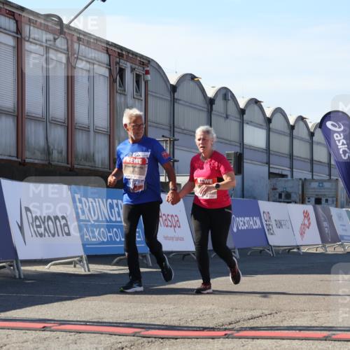 03.10.2025 - Köhlbrandbrückenlauf Luisa Fischer http://msf.ph/oto/9041218 03.10.2025 13:33:44 Ziel 4744, 5074, 5077, 5367, 5546, 5579, 6734 meine-sportfotos.de