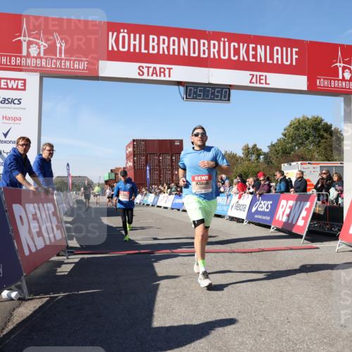 03.10.2025 - Köhlbrandbrückenlauf Lena Gebhardt http://msf.ph/oto/9041222 03.10.2025 12:57:51 Ziel 4037, 4046, 4102, 4654, 5669, 5960, 5961, 6371, 6809 meine-sportfotos.de