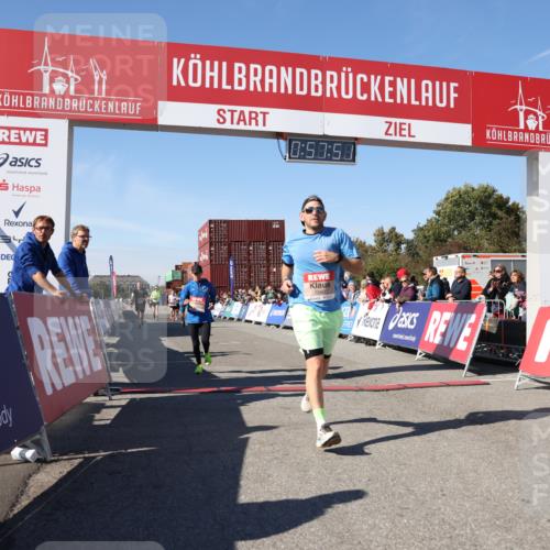 03.10.2025 - Köhlbrandbrückenlauf Lena Gebhardt http://msf.ph/oto/9041229 03.10.2025 12:57:51 Ziel 4037, 4046, 4102, 4654, 5669, 5960, 5961, 6371, 6809 meine-sportfotos.de