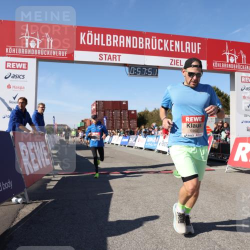 03.10.2025 - Köhlbrandbrückenlauf Lena Gebhardt http://msf.ph/oto/9041241 03.10.2025 12:57:52 Ziel 4037, 4046, 4102, 4654, 5669, 5960, 5961, 6371, 6518, 6519, 6520, 6809 meine-sportfotos.de