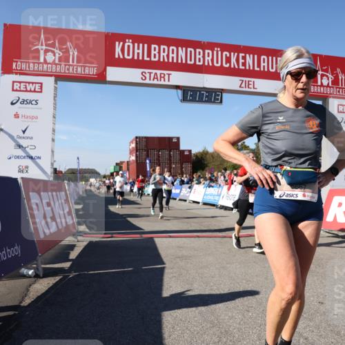 03.10.2025 - Köhlbrandbrückenlauf Lena Gebhardt http://msf.ph/oto/9041257 03.10.2025 13:17:14 Ziel 4242, 4361, 4404, 4982, 4988, 5033, 5073, 5087, 5090, 5429, 5479, 5544, 5638, 5642, 5667, 5890, 5943, 6431 meine-sportfotos.de