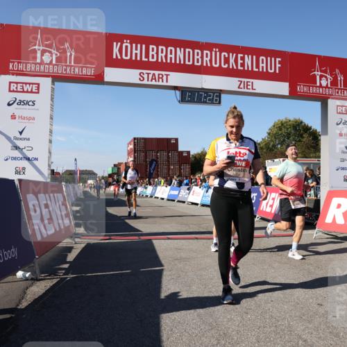 03.10.2025 - Köhlbrandbrückenlauf Lena Gebhardt http://msf.ph/oto/9041589 03.10.2025 13:17:27 Ziel 4012, 4686, 4746, 4818, 4988, 5007, 5008, 5031, 5638, 5642, 5890, 5943, 6069, 6389, 6710 meine-sportfotos.de